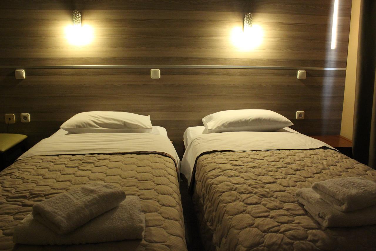 Park Hotel Polykastro Ngoại thất bức ảnh